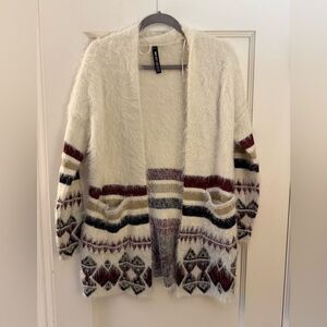Design Lab ivory open front long sleeved cardigan w black & maroon design XS